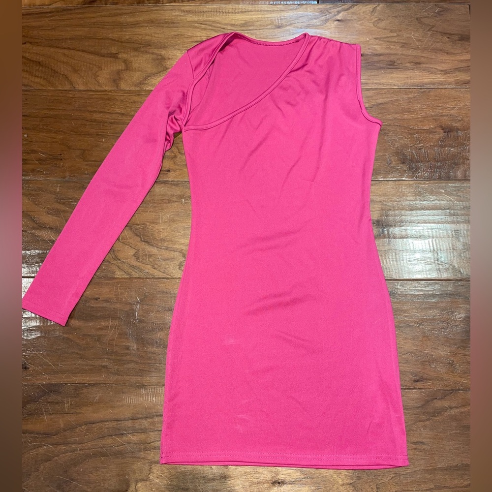 Pink one sleeve dress